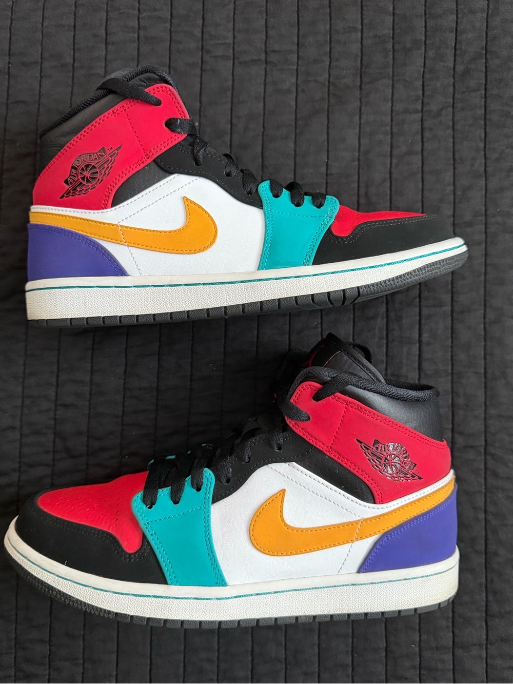 Jordan 1 Mid - Bred Multi-Color (2018) M8